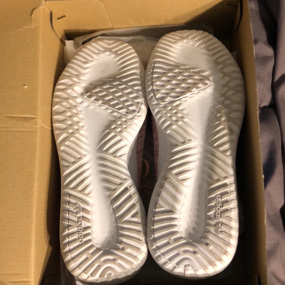 Addis’s Tubular Shadow - Picture 4 of 5